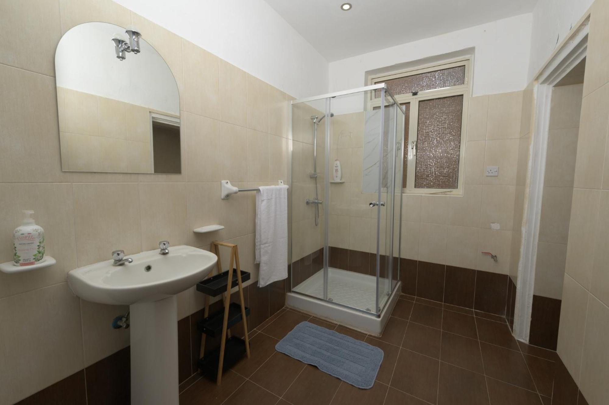 Stylish Valletta 2 Bedrooom City Centre Apartment With Terrace Ngoại thất bức ảnh