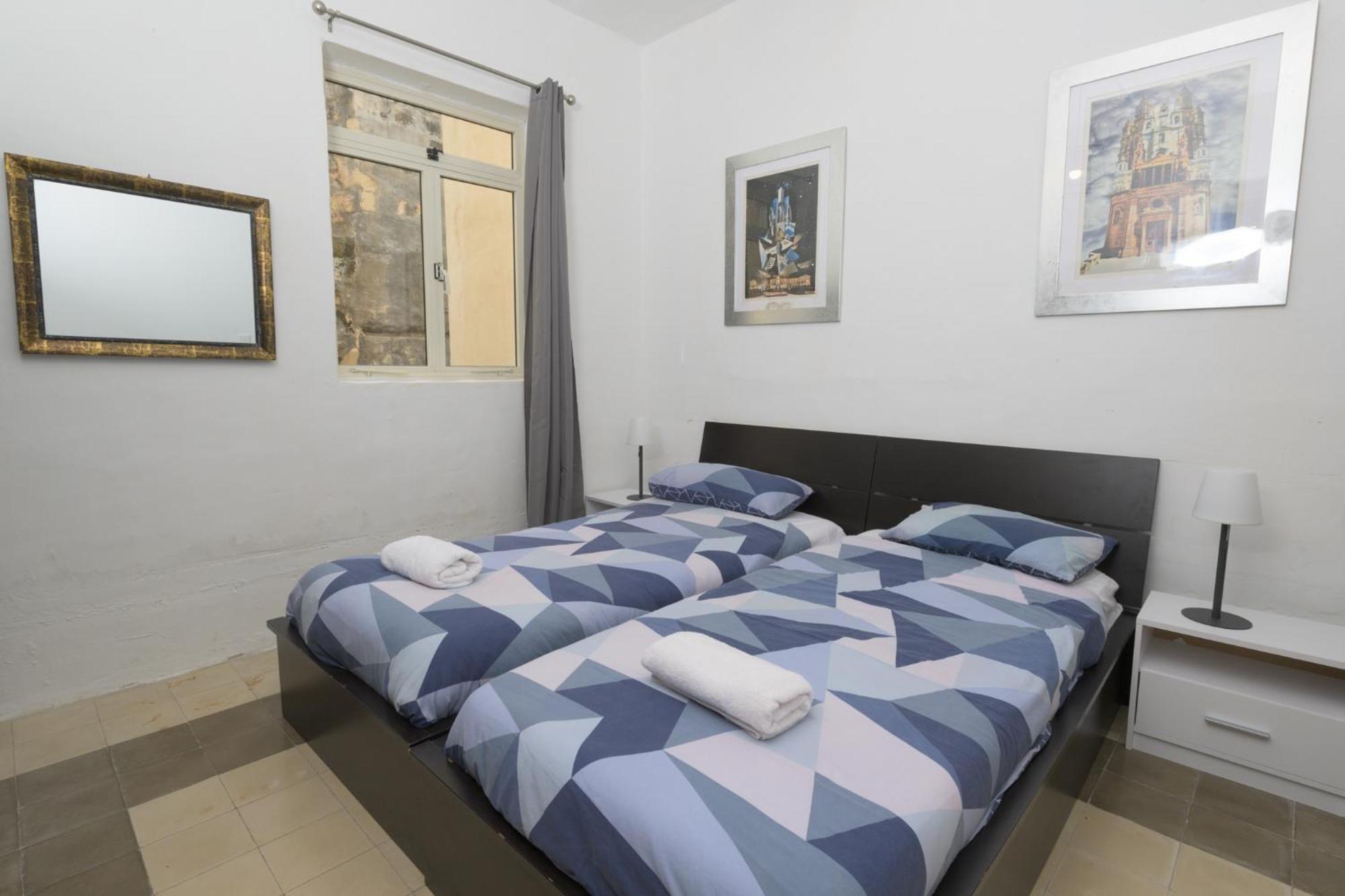 Stylish Valletta 2 Bedrooom City Centre Apartment With Terrace Ngoại thất bức ảnh