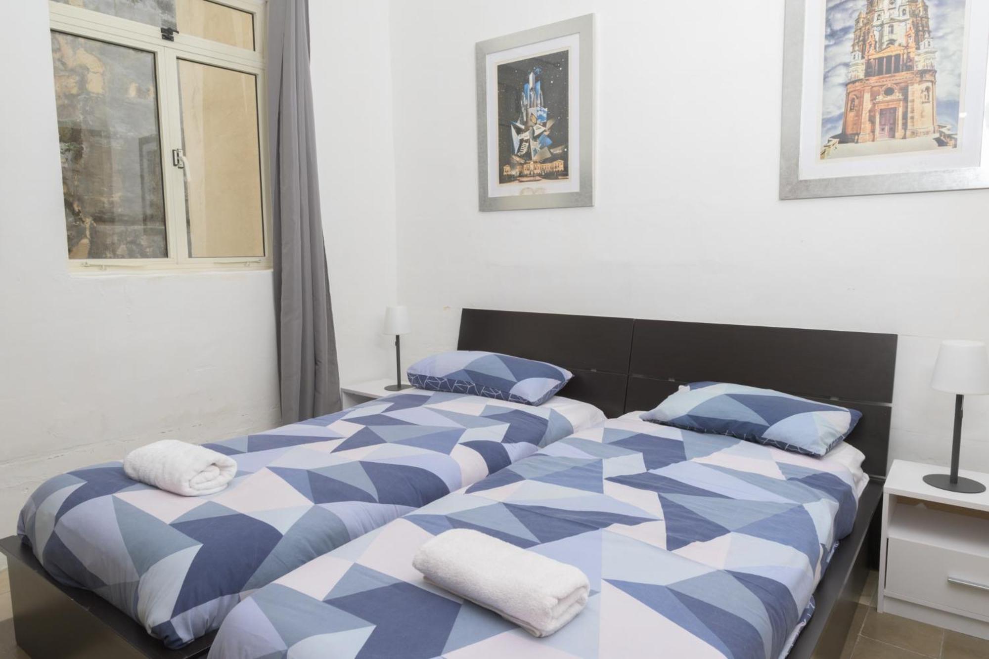 Stylish Valletta 2 Bedrooom City Centre Apartment With Terrace Ngoại thất bức ảnh