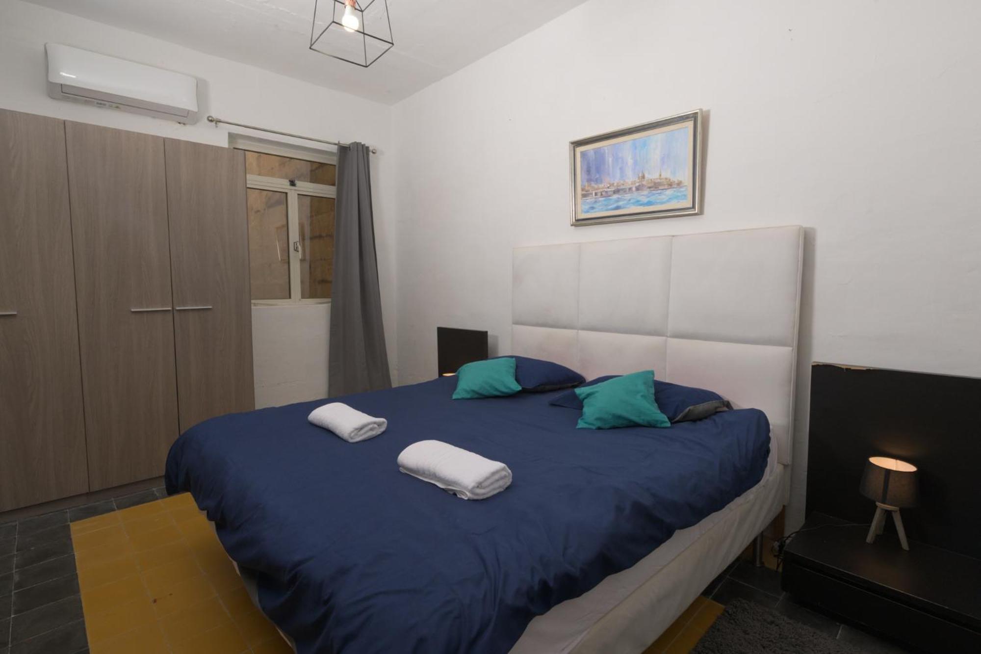 Stylish Valletta 2 Bedrooom City Centre Apartment With Terrace Ngoại thất bức ảnh